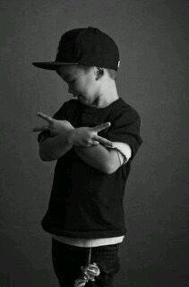 Em A BaD BoY WiD GuHd AtTiTuDe...!!!! :P