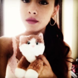 ♡ ♡ grande is my queen ♡ ♡  

ariana follows  { 20/3/13  ϟ  22:14 }