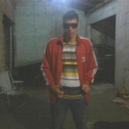 Gosto de futebol,sou Verdadeiro e Gosto que as pessoas sejam verdadeiras comigo..