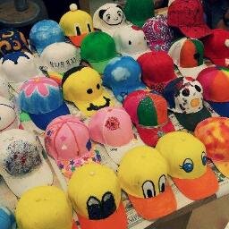 Paints hats for child cancer patients.