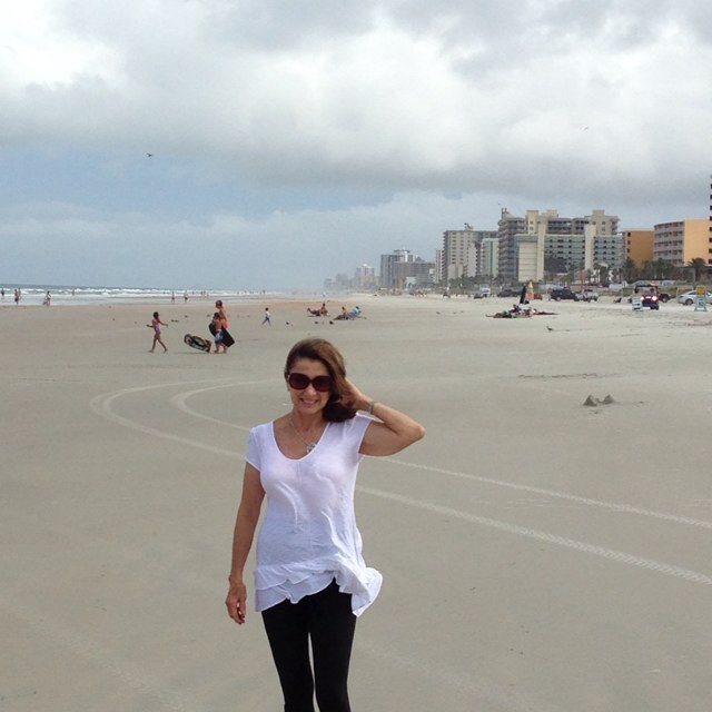 MamaBearx2cubs's profile picture. Born in Boston lives in Montana