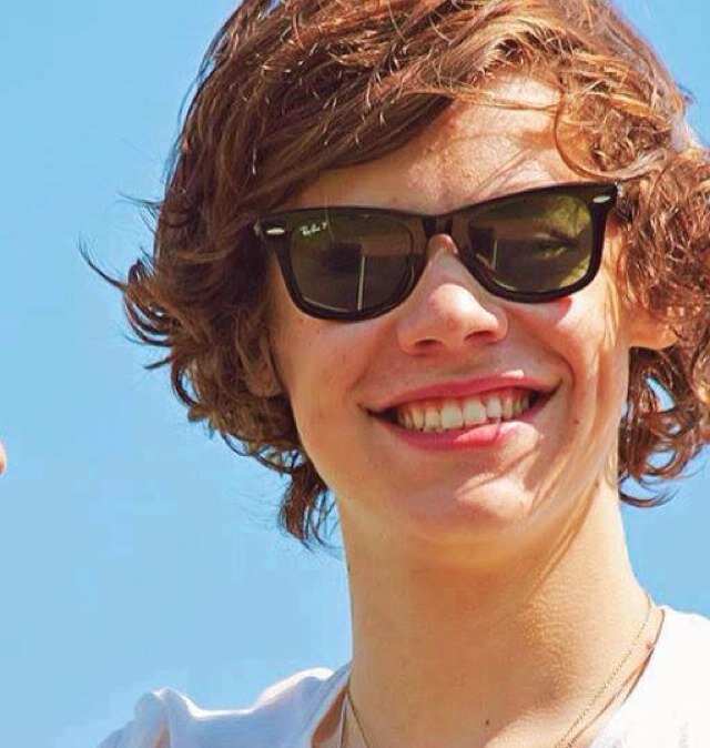 Please help trend #YouCantBanDirectioners