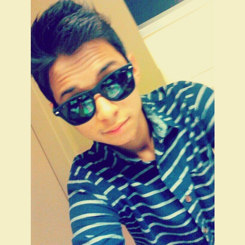 Rickyy_LSD's profile picture. taken follow my IG @ricky_isweird