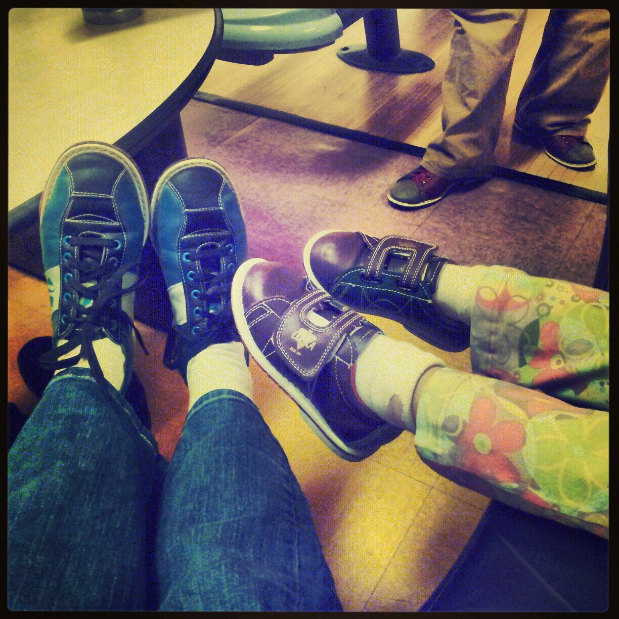 _thesnarkywife_'s profile picture. Happily married mom. Life is good! :)