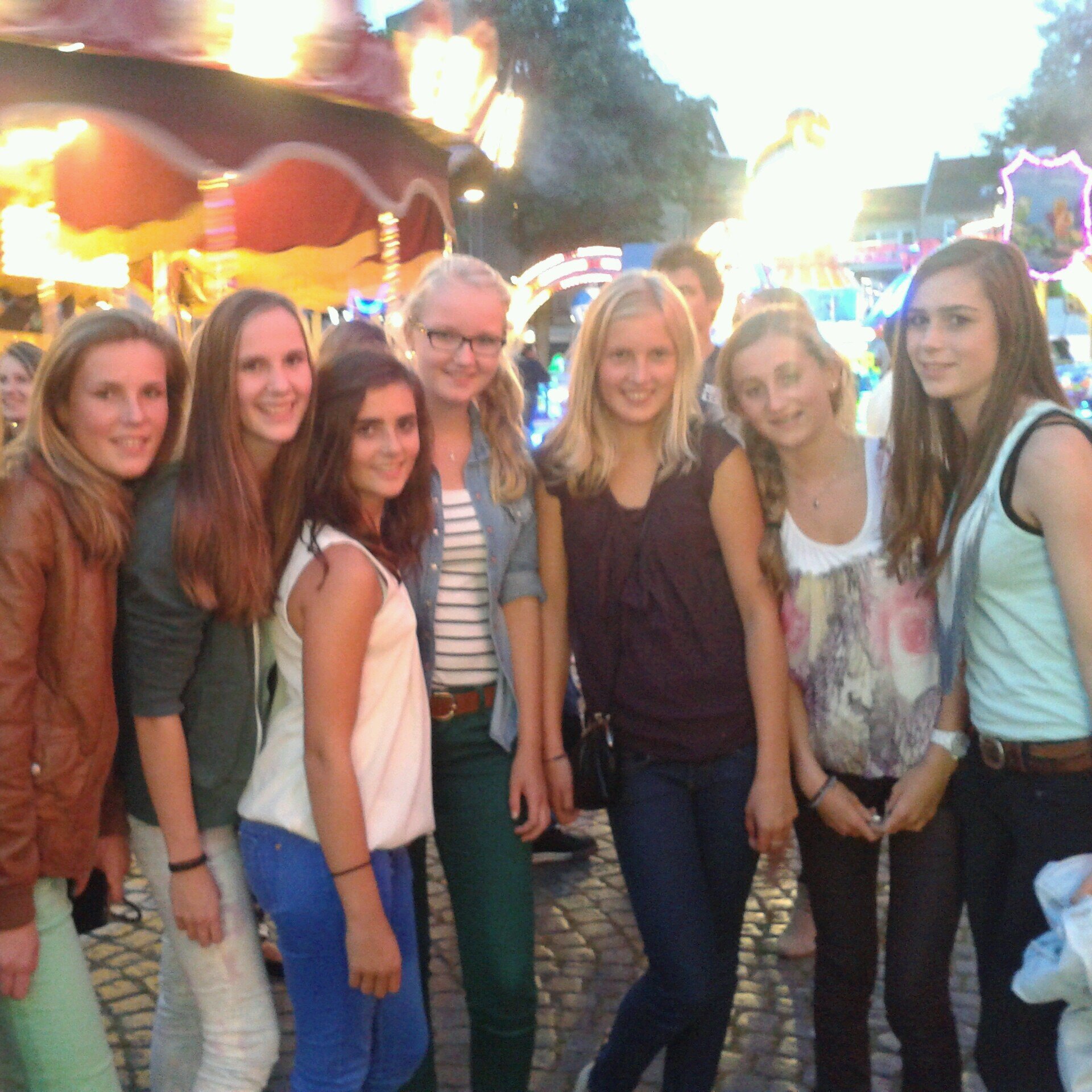 15 x Noord-Brabant x Fioretti college MA3J x kv Nijnsel B3 x 27-04-1998 x beste dinnetje' @amyadriaans1