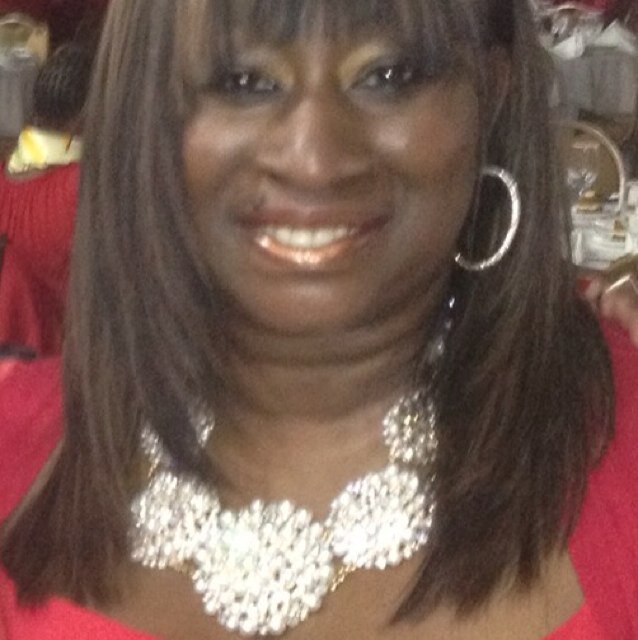 ShernaP's profile picture. 