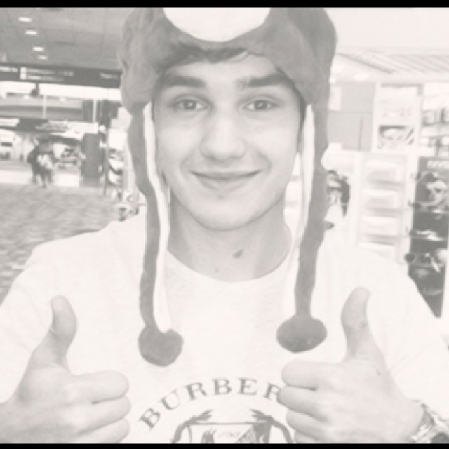 Hey go follow @i_lovewifi please thank you