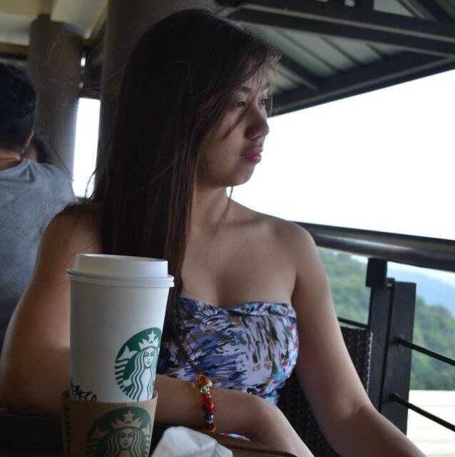 I am a young lady who dreams big and works hard for it... ;-)