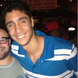 ''Quem me ver, me vê sorrindo e vai ser sempre assim ''