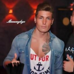 Soy @ManuMyhyv este twitter será utilizado para los TT' que hagamos con @ManuSempere1989. ¡Ayudanos! Besitos