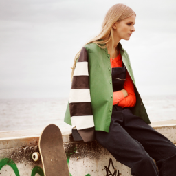 Fashion Stylist & editor of ALVAR http://t.co/hI3pO9bifp based in London town.