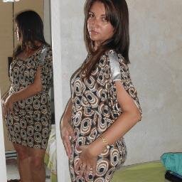 sou solteira,temente a Deus,gosto de trabalhar, estudar,amo minha familia,enfim sou apenas uma pequenina nas mãos do senhor.