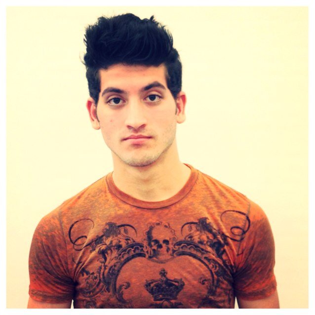 omnipresente_'s profile picture. You cannot change who you are, but how you behave.