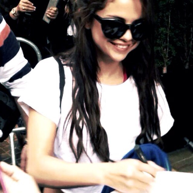 Selena Marie Gomez other acc @xshininggomez