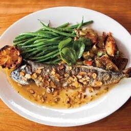 A collection of privately owned establishments that provide exceptional food & beverage to the Midwest. Included are 801 Chophouse, Pig & Finch, & 801 FISH.
