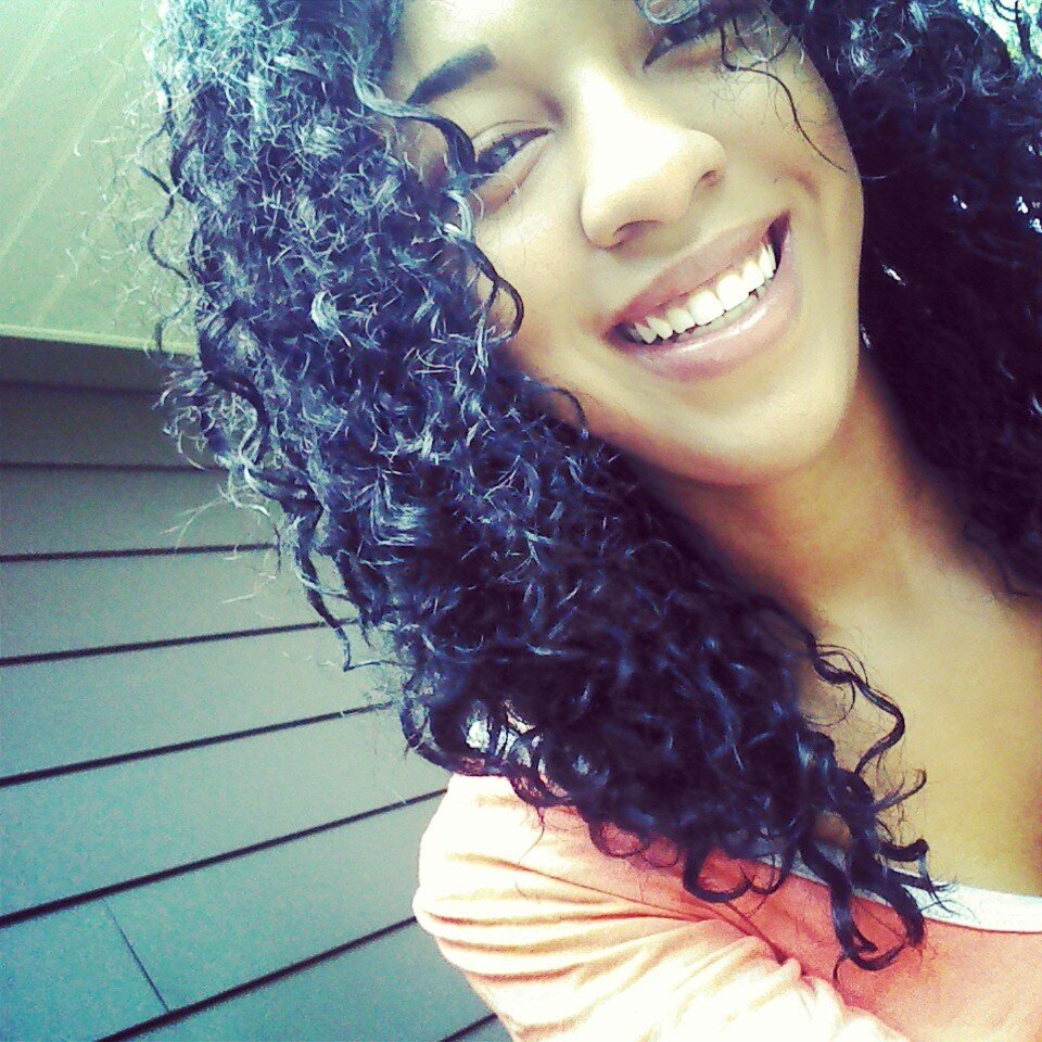 Caroline Marie

http://t.co/nvkJYBZYNb
Instagram: benjaminsn_ballers