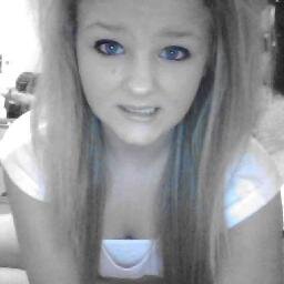 3katiecarr3's profile picture. What else is there two love when i have everything i want!:*