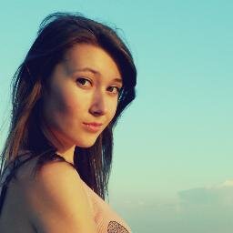Пафосный нытик.
Моя самая честная соцсеть.
Обитель ругани, недовольства и плохих мыслей👿