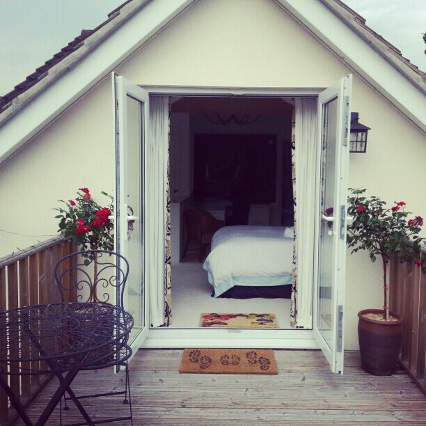 Luxury Sleeps12 Holiday Home Pet Friendly Dartmoor National Park in village of Christow Near Exeter. Providing the very best for family, friends & the dog too.