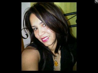 candy_disla's profile picture. Quedarse en lo conocido por miedo a lo desconocido equivale a mantenerse con vida pero no vivir!!!!!