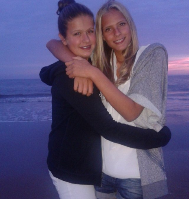❤❤Soofjee mijn sistaa IloveyoukusjesBrientje - i love you forever :) your the best thing in my life xxx kiki