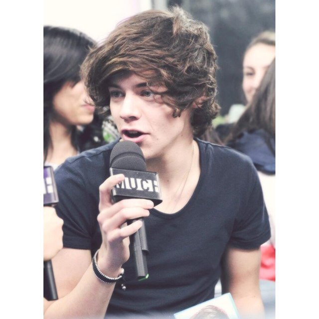 he was born to give him amazing blowjobs (ღ◠‿◠ღ)