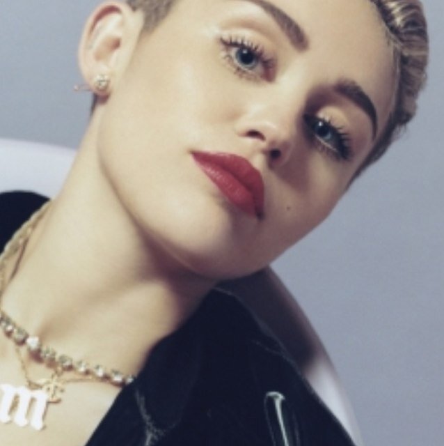 Updates on all the recent news on @MileyCyrus.