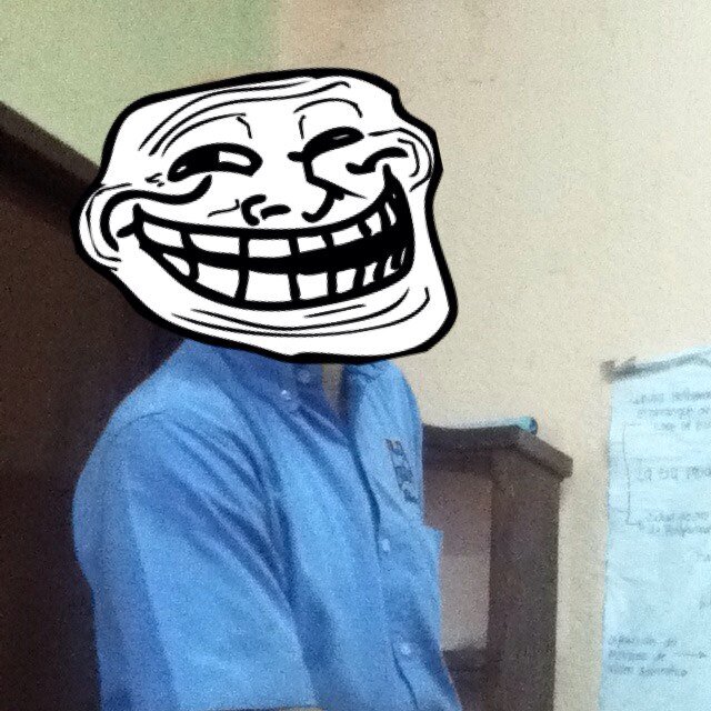 Trolleando ando.
