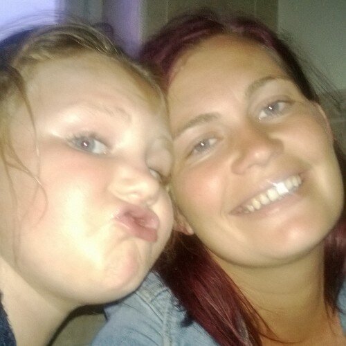 Full-time TA  mum of 2 amazing children like to partylike to chillfollow me