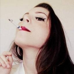 Três meninas de 17, 16 e 15 anos que moram em uma pequena cidade no interior do RJ, afim de passar pra vocês as melhores dicas, informações, e muito mais.