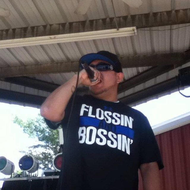 TroubleSome, music artist on the label CAli-CO Inc., gfx artist/videographer/photographer/sound engineer/producer in training and much more. Owner at MOB Media