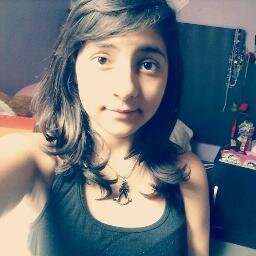 Envidia de esos cuerpos que inhalan de ese aliento que tu exhalas & al toparte no admiran, LA MÁS GRANDE MARAVILLA ♥
