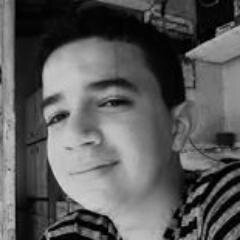 15 anos,alegre, não consigo ficar sem meu cel 
face: 
https://t.co/ez3bUKugQU


cel: 035