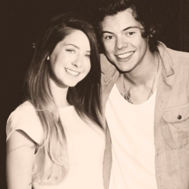 ZoeSugg__'s profile picture. Ima magical elf who is able to summon an army of cats at my will. And my name is Zoe :D I'm taken by perfection he is Harry :3