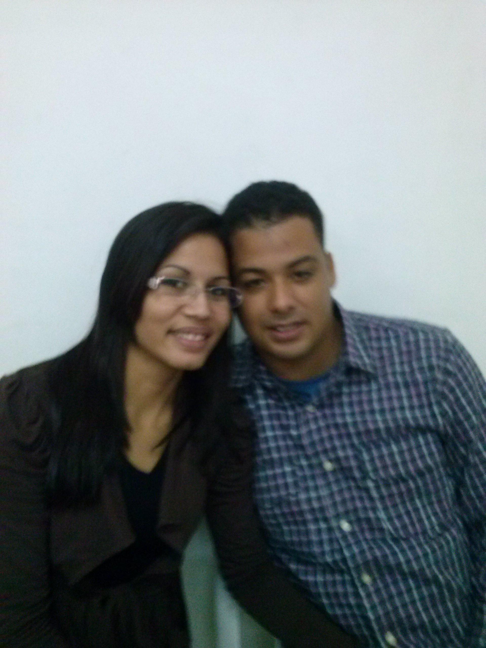 Ele mudou minha historia me deu a vitoria e hoje eu canto a ele dou  Gloria  \o/