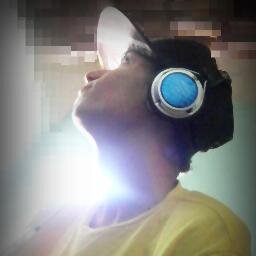 Nome: Thomaz
Idade: 16 a 19
Estado Civil: Namorando 
Namorada: Adrielle Ribeiro
Skype: Em Breve
Morar em: SP,MG,BH