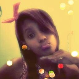 #Libriana , Morena , cabelos , chocolates , estudante :D
Me diz que a dor chegou ao fim, que você vai voltar pra mim!