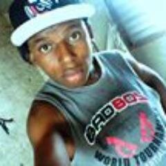 Bolyeber,negro,bonitinho,14 anos,Boydirection,alto,feliiz