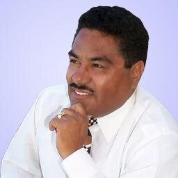 Oscar E. Paredes | Impacto de Poder |  Predicador y Cantante Evangelico |  PROYECTANDO EL EVANGELIO A NACIONES 30