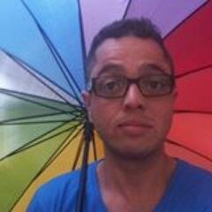 Não perdi esperança nos seres humanos, mas prefiro seus avatares. Prefiro GAYs, educação, escola, PT. Para quase tudo há um jeito, para todo o resto unfollow!