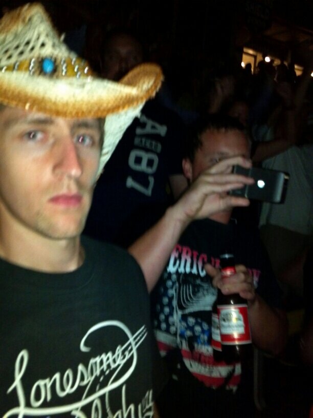 roytroyer19's profile picture. 