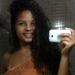 Não julgue meu passado, já não vivo mais lá (= '