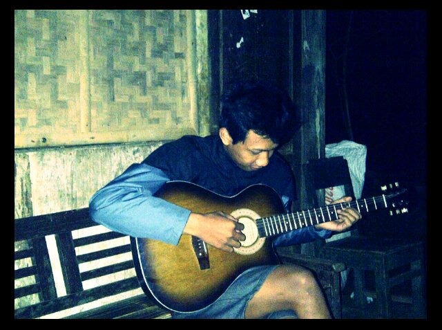 ferryrezpctorr's profile picture. membuat dunia menjadi DAMAI (PEACE) membuat semua orang saling menCINTAi (LOVE) + membuat semua orang BERSATU (UNITY) + membuat orang saling MENGHARGAI (RESPEC)