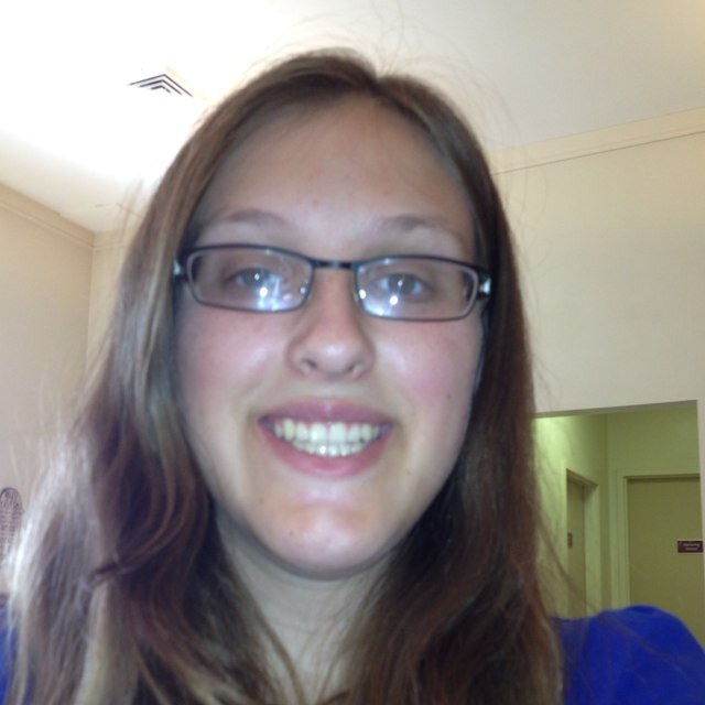 NicoleBarry17's profile picture. 