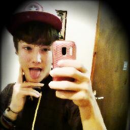alguem me  segue  ai?