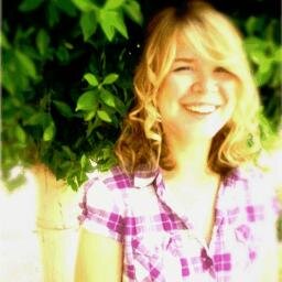 Hey this is Brandi and I love one direction and Jonas brothers :)
