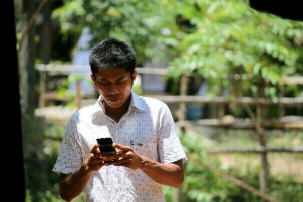 Saya hitam karna اَللّهُ ....kamu putih karna RACIKAN!!!