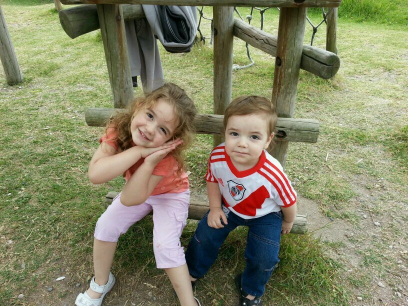 Abogado. Casado y enamorado de @SusanaCorsaro. Padre de 2 soles. Hincha de River.