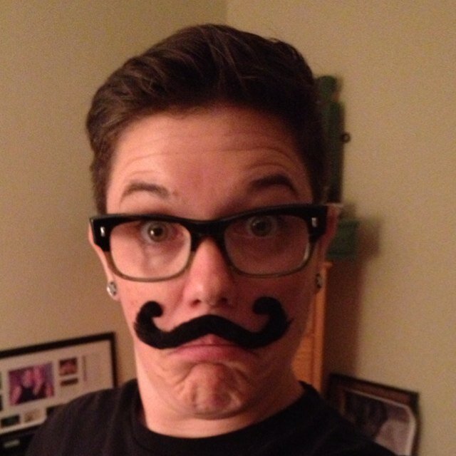 creative-ish . profesh camp counselor .
boneshaker . tech junky . voter . perFORMER .