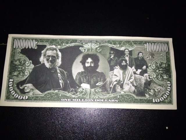 gratefulgroupy's profile picture. 